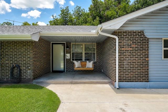 2621 N Redmond Avenue, Oklahoma City, OK 73127
