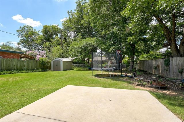 2621 N Redmond Avenue, Oklahoma City, OK 73127