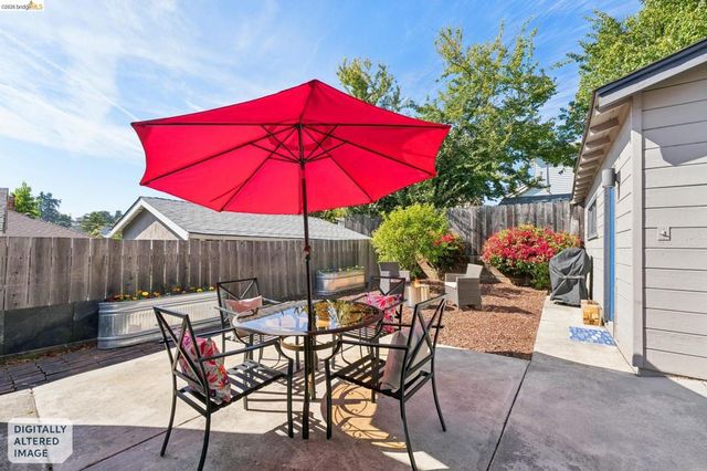 1390 E 31St St, Oakland, CA 94602