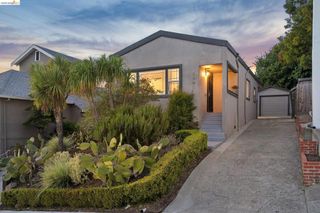 1390 E 31St St, Oakland, CA 94602