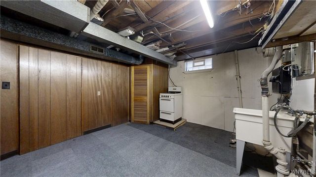 72 Birkdale Road, Cheektowaga, NY 14225