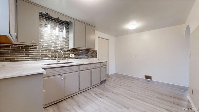 72 Birkdale Road, Cheektowaga, NY 14225