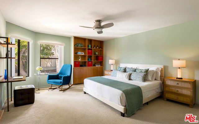 1942 Grace Avenue 122, Los Angeles, CA 90068