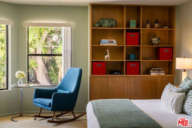 1942 Grace Avenue 122, Los Angeles, CA 90068