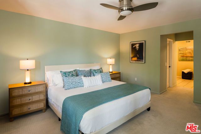 1942 Grace Avenue 122, Los Angeles, CA 90068