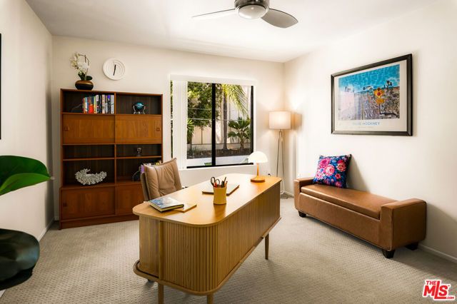 1942 Grace Avenue 122, Los Angeles, CA 90068