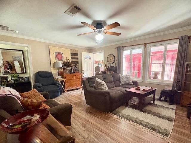 703 Harmon Dr., Longview, TX 75602