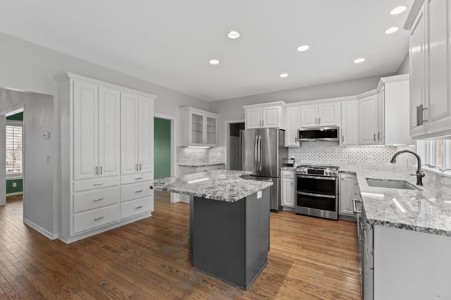 1115 19th Avenue SW, Rochester, MN 55902