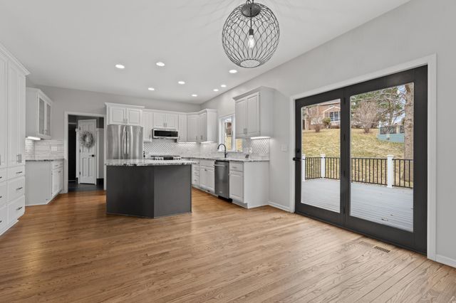 1115 19th Avenue SW, Rochester, MN 55902