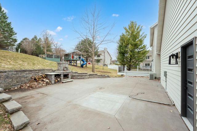 1115 19th Avenue SW, Rochester, MN 55902