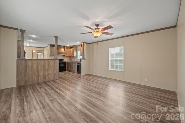 4059 Beach Road, Hudson, NC 28638