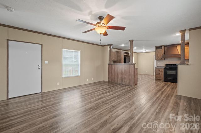 4059 Beach Road, Hudson, NC 28638