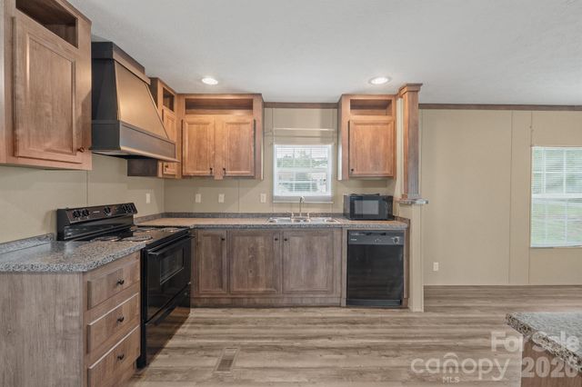 4059 Beach Road, Hudson, NC 28638