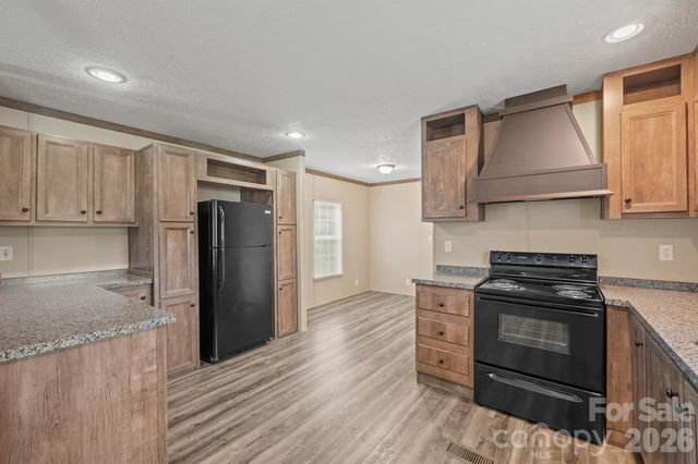 4059 Beach Road, Hudson, NC 28638