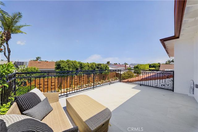 9355 Tanager, Fountain Valley, CA 92708