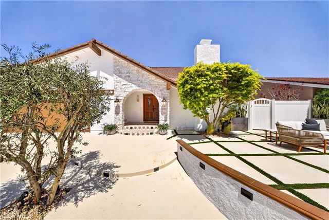 9355 Tanager, Fountain Valley, CA 92708