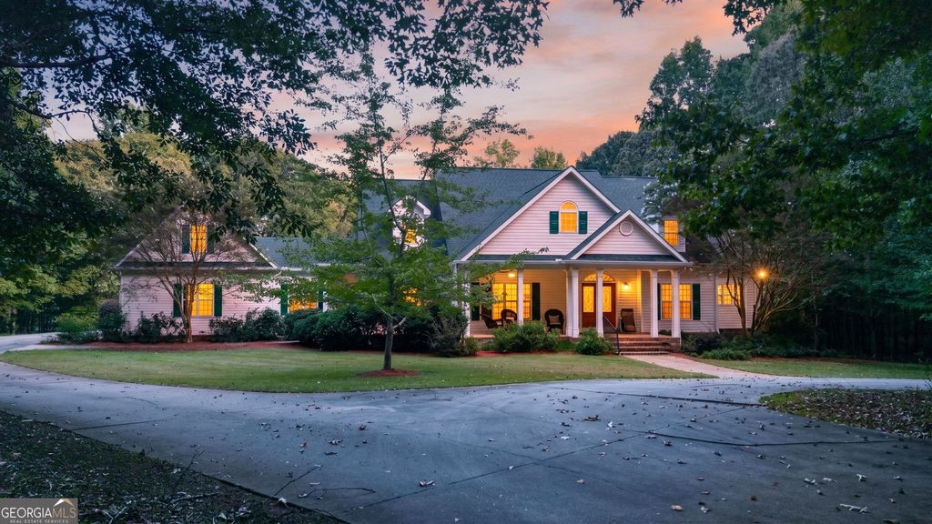 738 Old Greenville Road, Fayetteville, GA 30215 — exterior