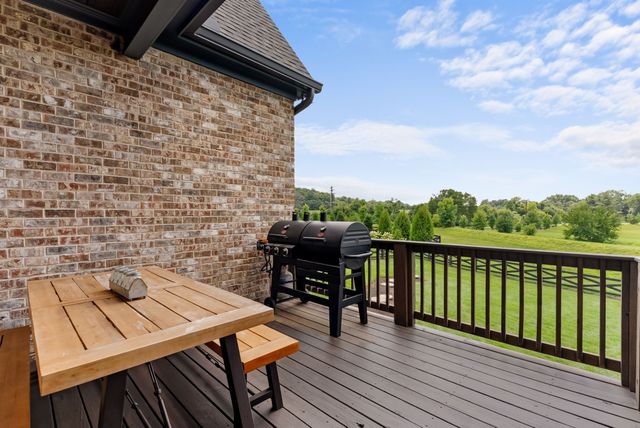 5007 Gates Mill Rdg, Thompsons Station, TN 37179