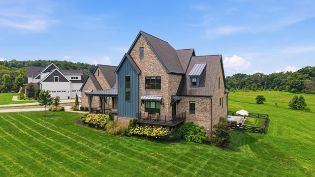 5007 Gates Mill Rdg, Thompsons Station, TN 37179