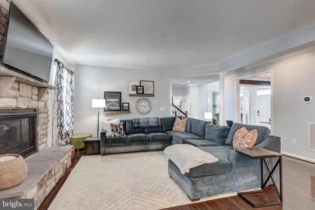 379 MEADOW CREEK DR, Westminster, MD 21158