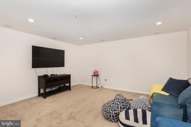 379 MEADOW CREEK DR, Westminster, MD 21158