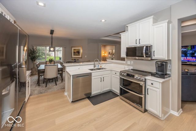 3249 Windham Drive, Greenwood, IN 46143