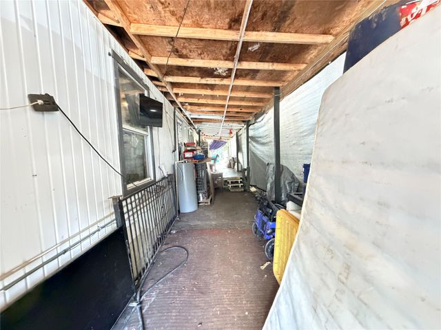 7037 Avenue L, Houston, TX 77011
