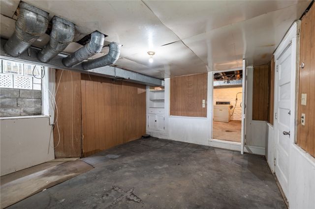 826 Eureka St, Allentown, PA 15210
