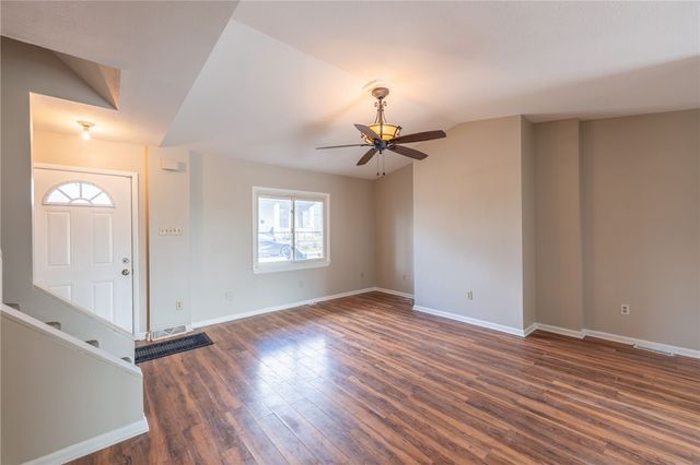 826 Eureka St, Allentown, PA 15210