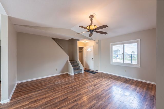826 Eureka St, Allentown, PA 15210