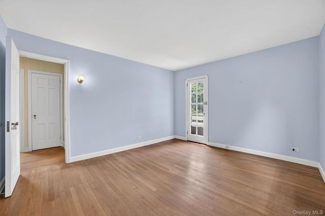 395 Packman Avenue, Mount Vernon, NY 10552
