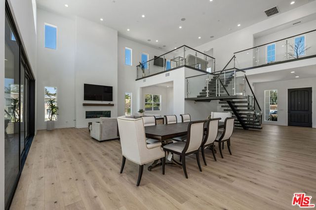 11091 Woodcrest Court, Chatsworth, CA 91311