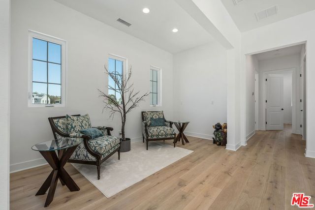 11091 Woodcrest Court, Chatsworth, CA 91311