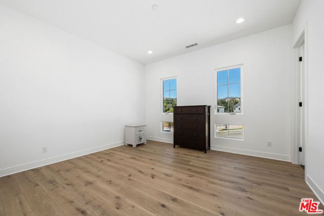 11091 Woodcrest Court, Chatsworth, CA 91311