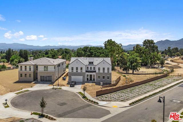 11091 Woodcrest Court, Chatsworth, CA 91311