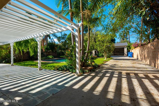 4539 Mammoth Avenue, Sherman Oaks, CA 91423