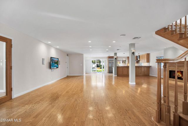 4539 Mammoth Avenue, Sherman Oaks, CA 91423