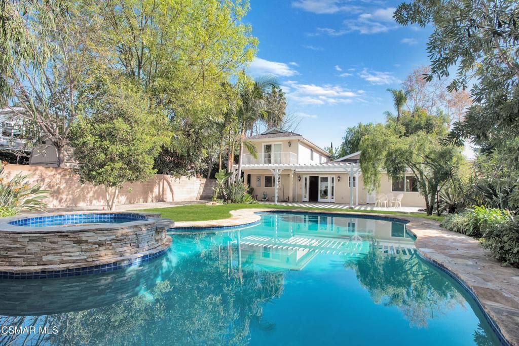 4539 Mammoth Avenue, Sherman Oaks, CA 91423