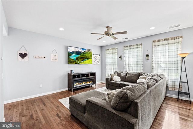 156 AMERICAN DR, Ruther Glen, VA 22546