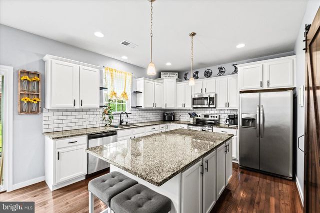 156 AMERICAN DR, Ruther Glen, VA 22546