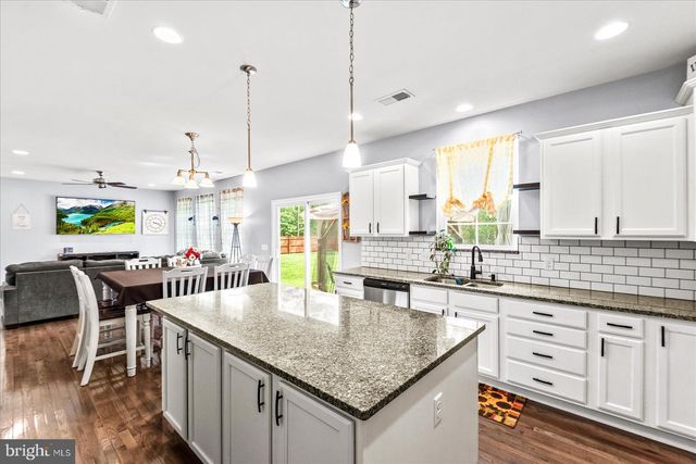 156 AMERICAN DR, Ruther Glen, VA 22546