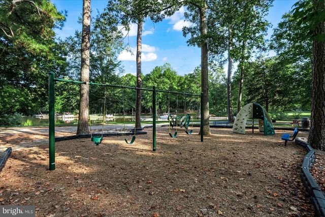 156 AMERICAN DR, Ruther Glen, VA 22546