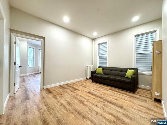 215 Dodd Street 1, Weehawken, NJ 07086