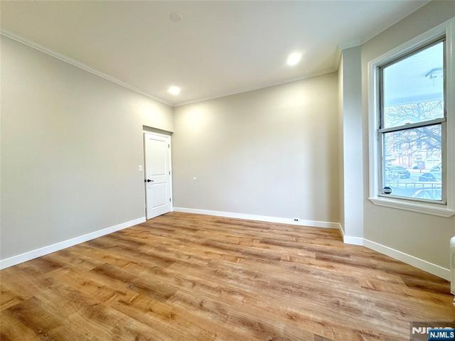 215 Dodd Street 1, Weehawken, NJ 07086