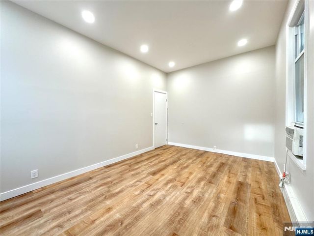 215 Dodd Street 1, Weehawken, NJ 07086