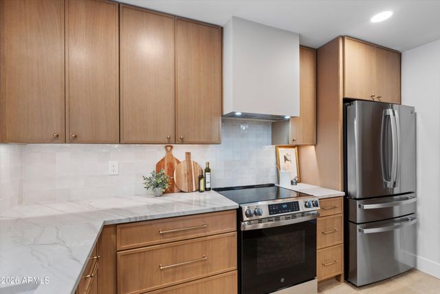 5010 E DAHLIA Drive, Scottsdale, AZ 85254