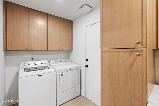 5010 E DAHLIA Drive, Scottsdale, AZ 85254