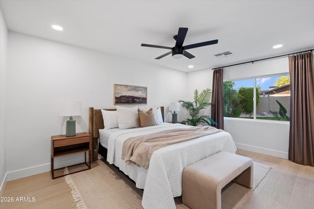 5010 E DAHLIA Drive, Scottsdale, AZ 85254