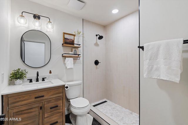 5010 E DAHLIA Drive, Scottsdale, AZ 85254