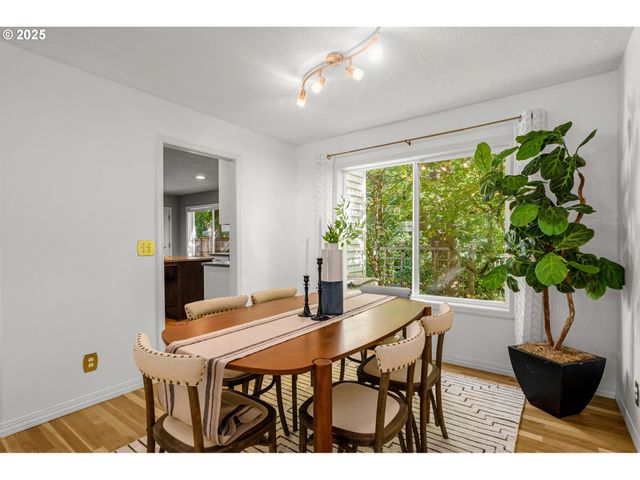 14868 Nw FAWNLILY Dr, Portland, OR 97229